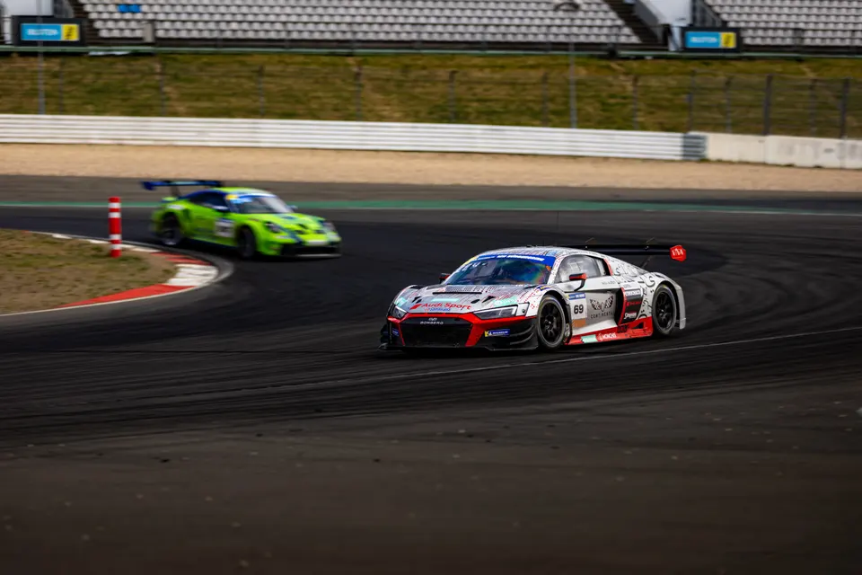 Continental Racing by Simpson Motorsport Bild 1
